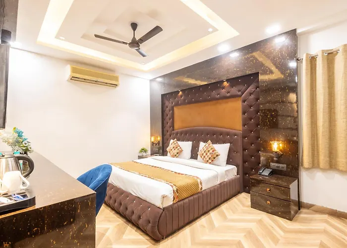 Hotel Cosmo Near Blk Hospital Karol Bagh