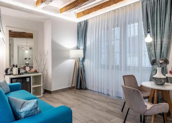 Maison Valentina