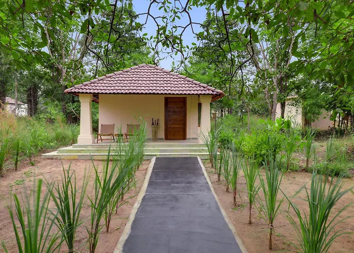 Lemon Tree Wildlife Resort, Kanha
