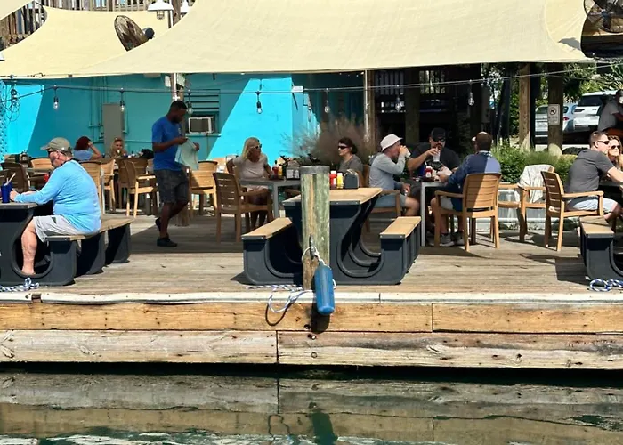 Aqua Lodges At Hurricane Hole Marina