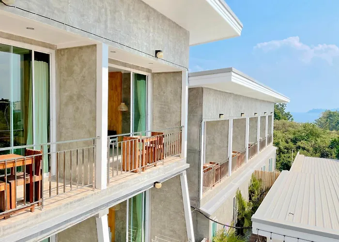 Check-In Resort Koh Larn