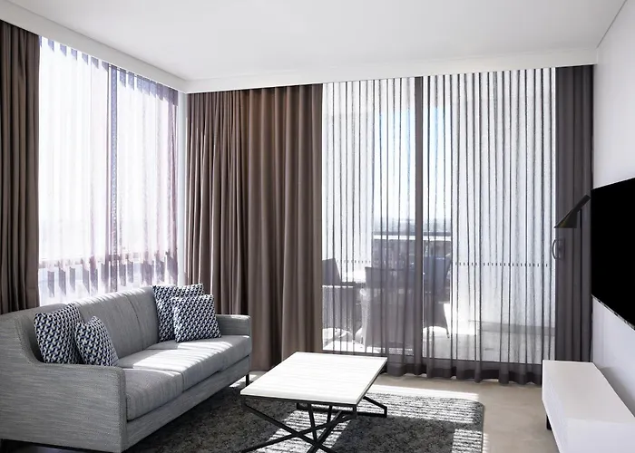 Meriton Suites Liverpool