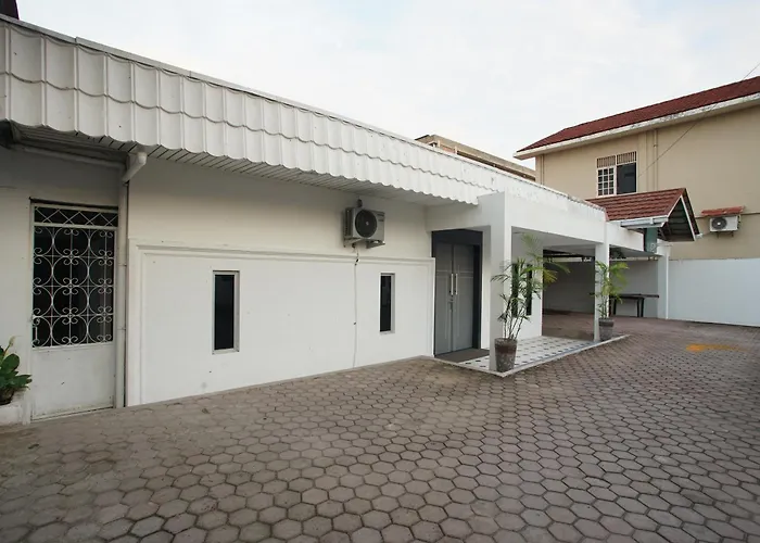 Hotel Bhakti Syariah