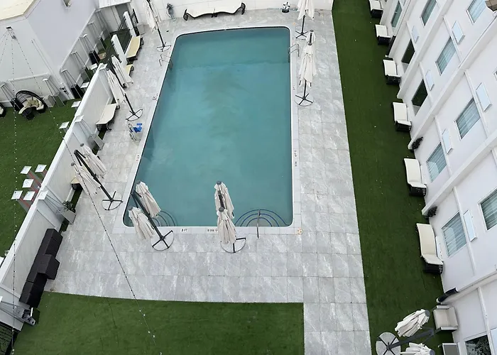 Ramada By Wyndham Dfw Airport