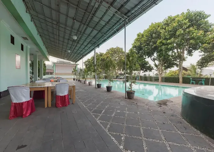 Hotel Ayong Linggarjati Kuningan Mitra Reddoorz