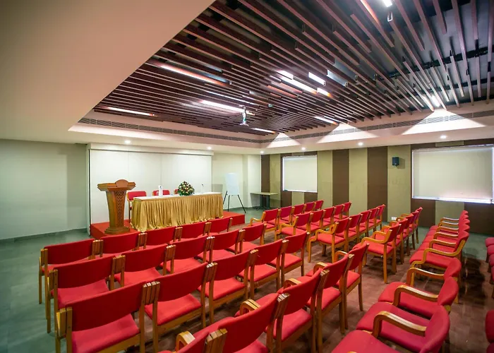 Raj Riveria Hotel