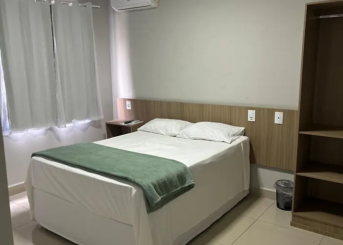 Mahle Hotel - BR 116, km 48