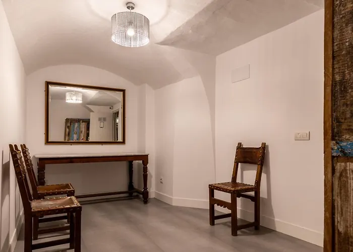 Antiguo Brondo Selfcheck-In Smart Rooms