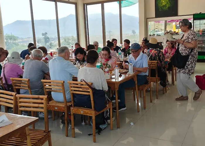 Hotel Ajanta Green Restaurant And Resort