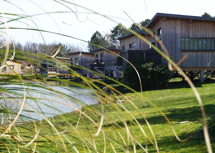Lodges du lac du golf des Graves et Sauternais langon 33210