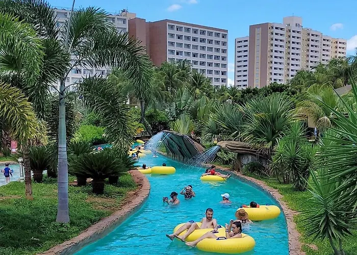 Hot Beach Suites Olimpia Resort