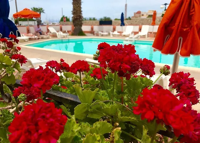 Miranta Hotel - Apartments & Studios