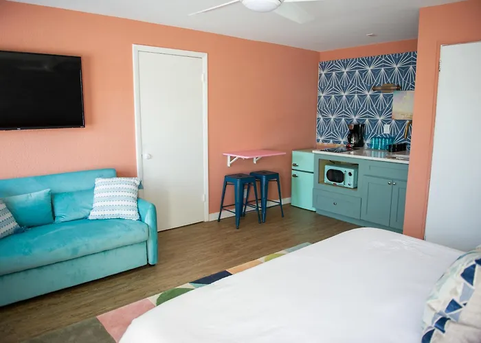 Sunburst Inn- Indian Shores Beach