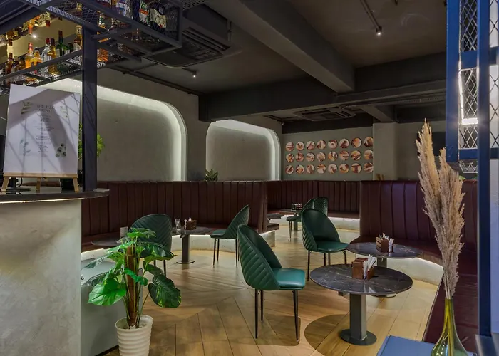 Hotel Pratham