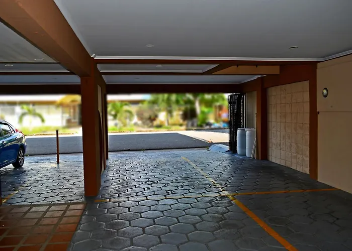 Hotel Cabinas Midey