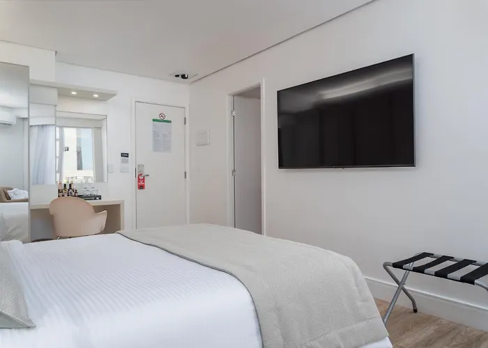 Hotel Brisa Suítes Pajuçara