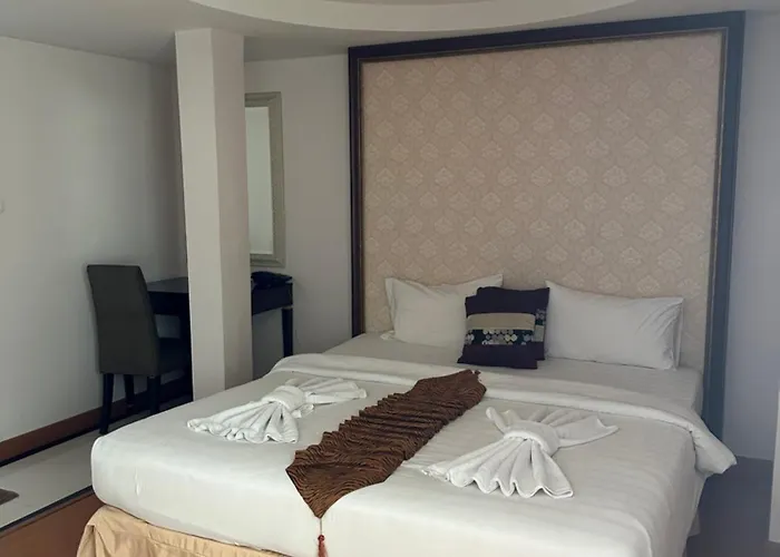 Maleez Lodge