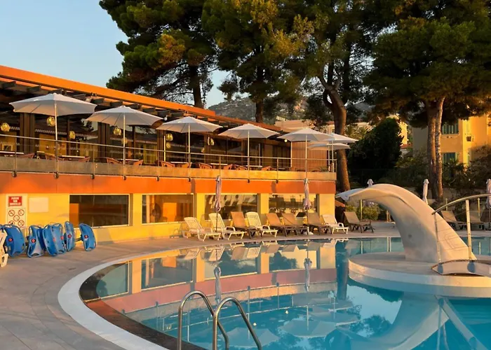 Hotel Vacances Bleues Delcloy