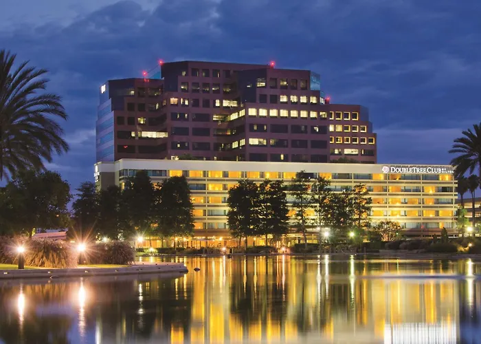 Doubletree By Hilton Orange County Airport