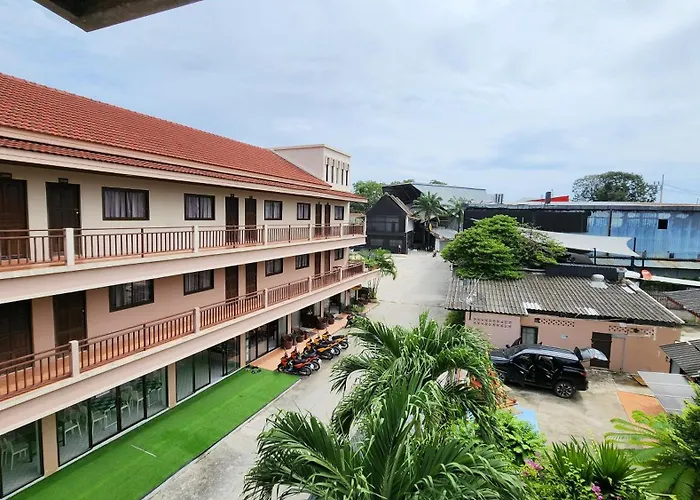 Panupong Hotel