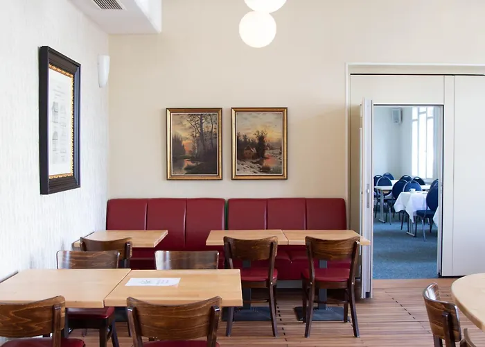 2T Hotel Artgenossen