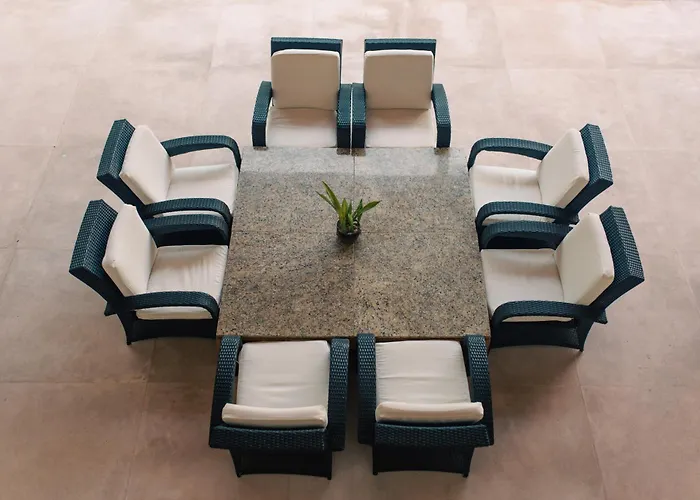 Hotel Ixzi Plus