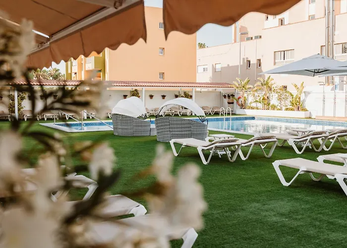 Hotel Los Delfines