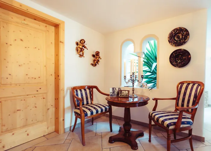 Amplatz 1523 - B&B And Suites
