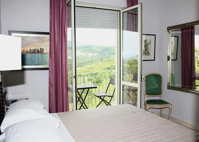 Arts Club Suite & Spa