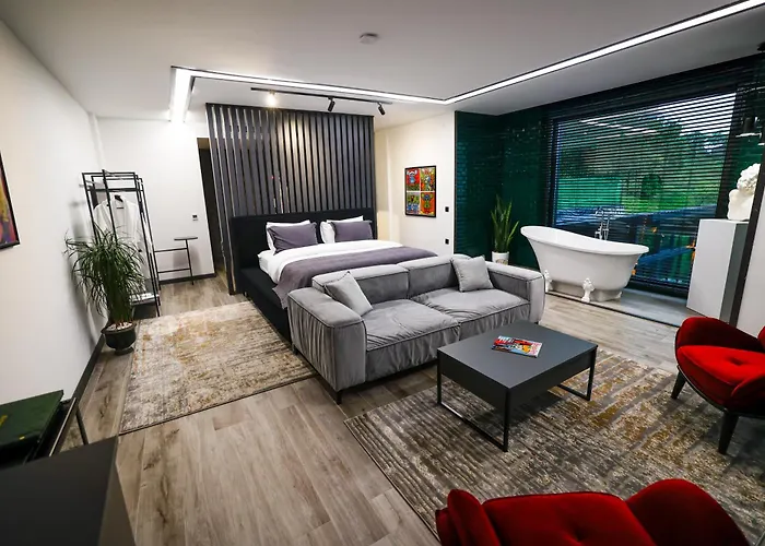 Cathan Art Hotel