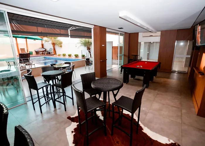 Nayru Hotel