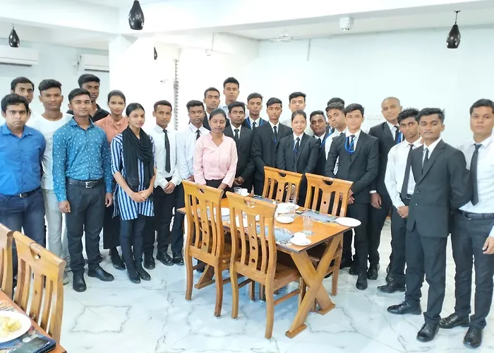 Hotel Saan Berhampore