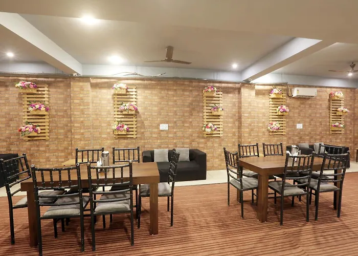 Hotel Lemon Suites & Banquet By Aura