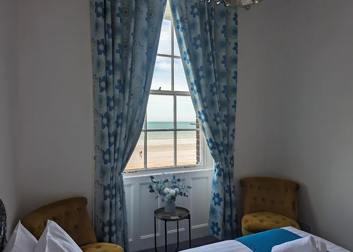 Acqua Beach Weymouth