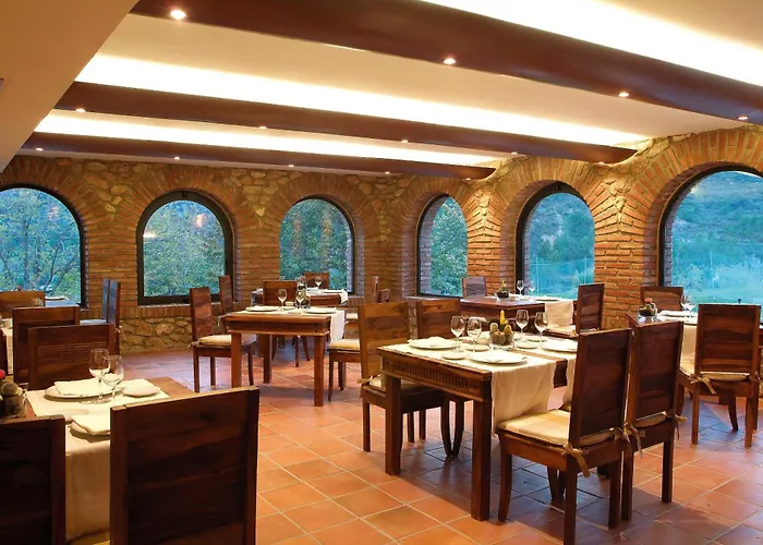 La Figuerola Hotel & Restaurant