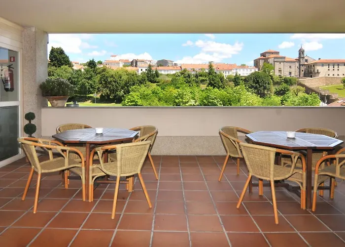 Hotel Parking Miradoiro De Belvis