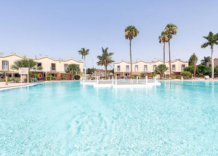 Villetta Green Oasis Club