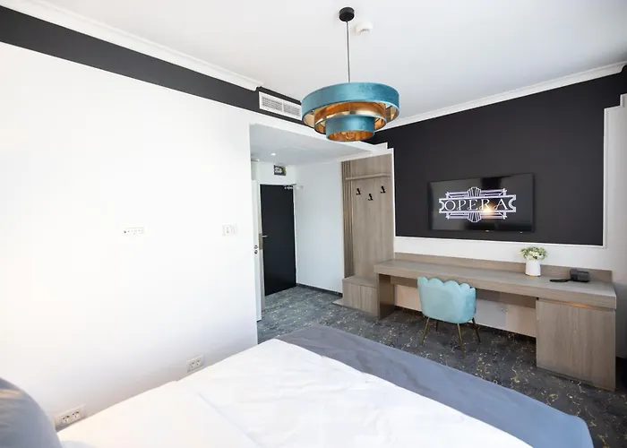 Opera Hotel