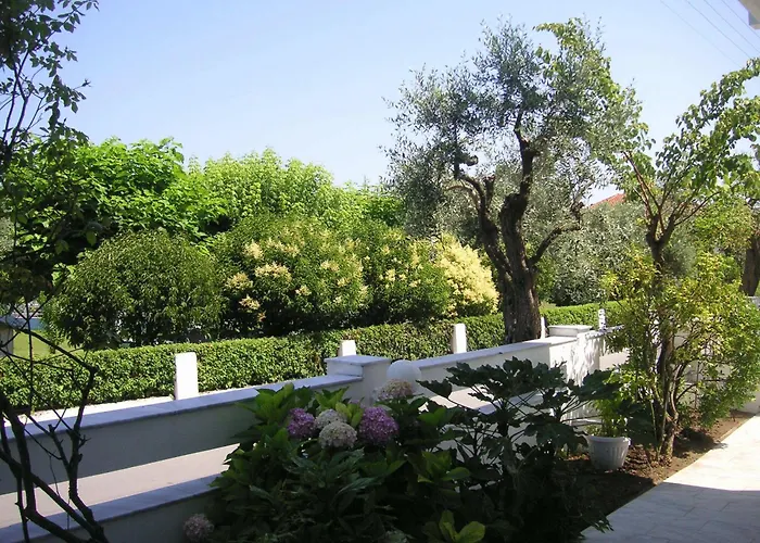 Danae Hotel