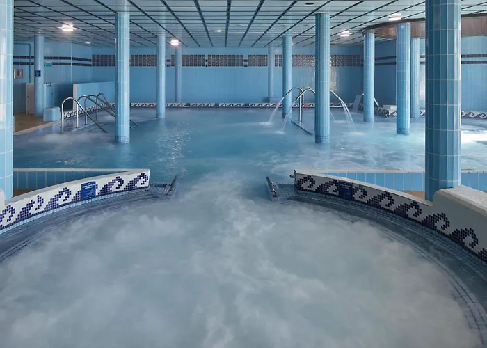 Hotel & Talasoterapia Zelai