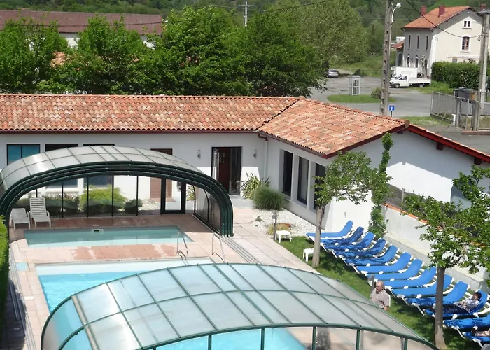 Hotels Logis Eskualduna Chez Katina