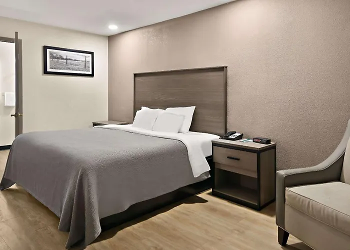 Quality Inn & Suites Weatherford