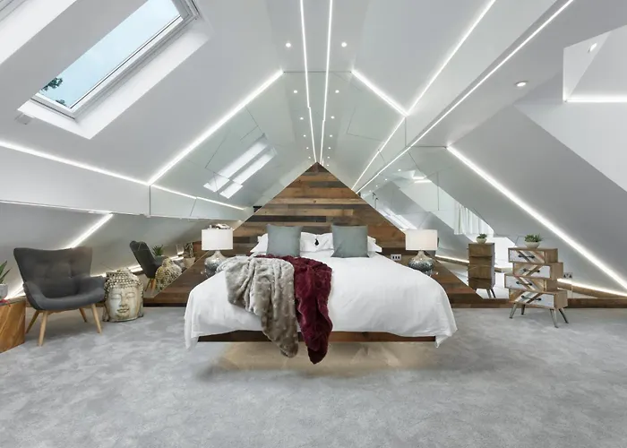 Aphrodites Group - Luxury Hot Tub Suites In Central Lake District!