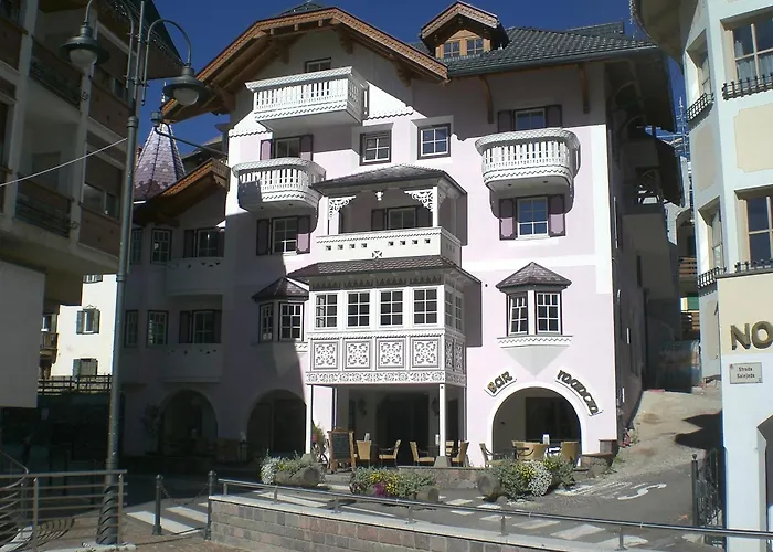 Ciasa Mancin Suite-Apartments