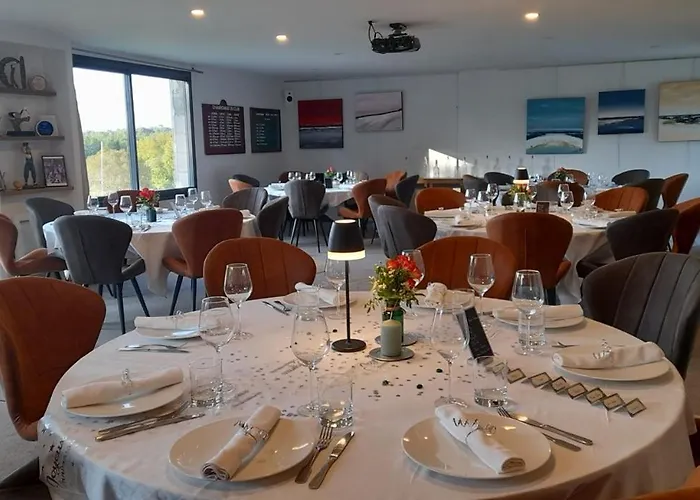 Les Lodges Du Golf De La Marterie