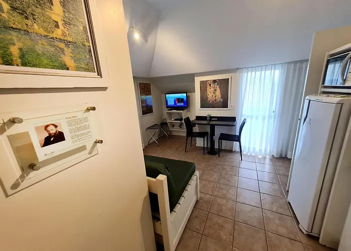 Belle Arti Pousada