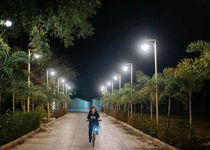 Daksh Eden Greenz -A Luxury Resort In Sasan Gir
