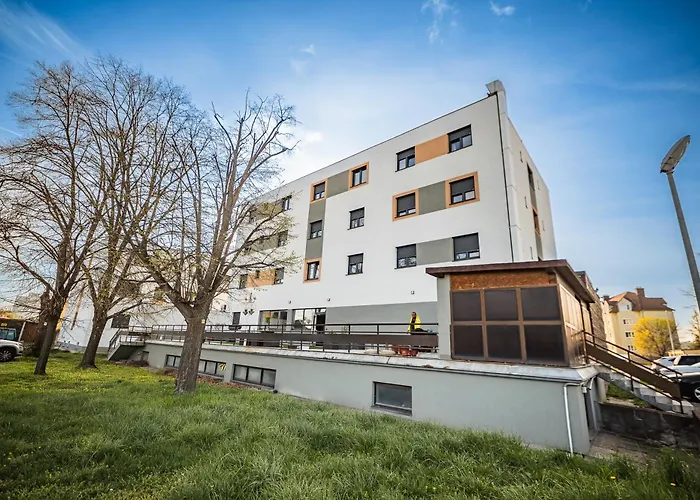 Arion Airport Hotel