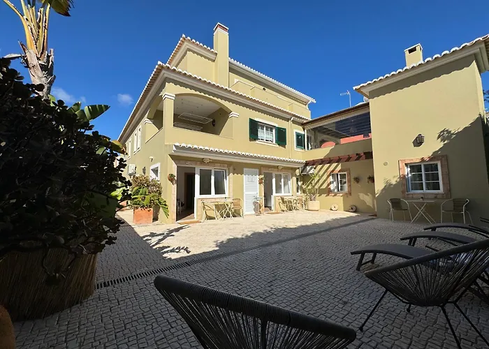 Happy Silva Guesthouse