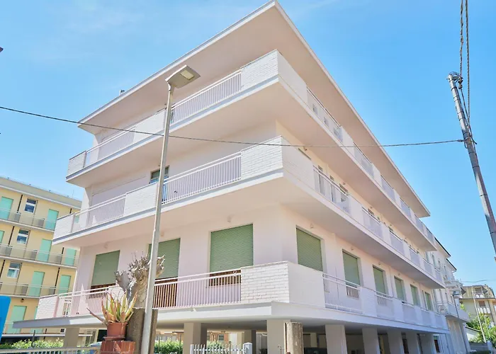Hotel Jolanda